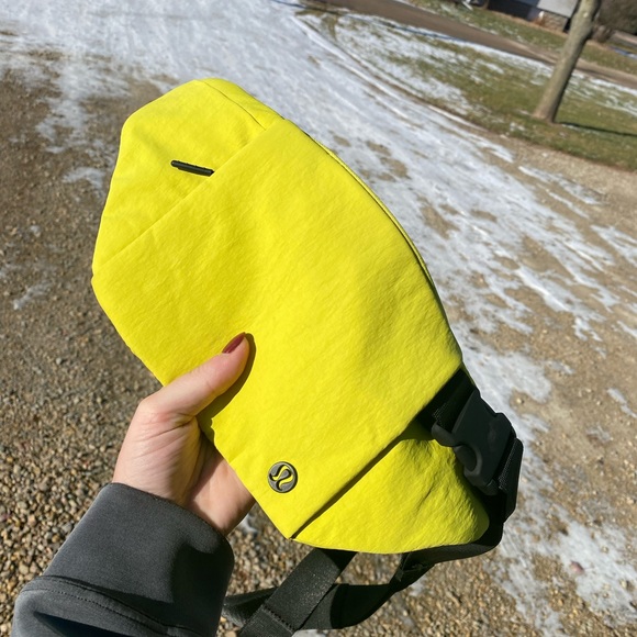 Lululemon Fanny pack - Picture 3 of 3